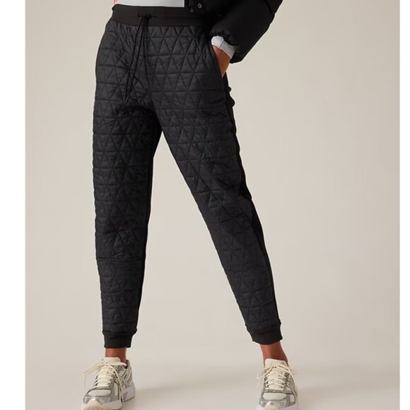 Athleta Solstice Jogger black quilted pants 14 NWT pockets insulated apres ski - Picture 2 of 5